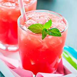 Cóctel de Frutas Rojo