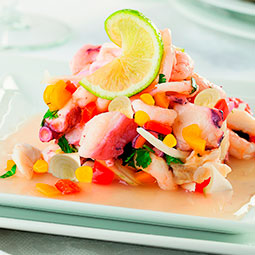 Ceviche de Corvina Mixto